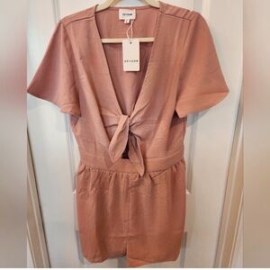 NWT Romper with Shorts Pink Tie-Front Heyson Size Medium